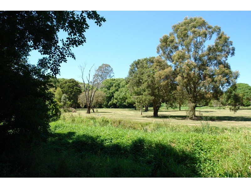 7 Elmira, Indooroopilly QLD 4068